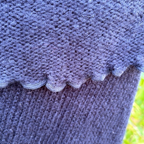 Island Tribe Sleeveless Wrap - Picture 7 of 14